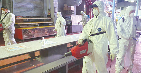 공단, 경주 중앙시장서 코로나19 방역활동 펼쳐
